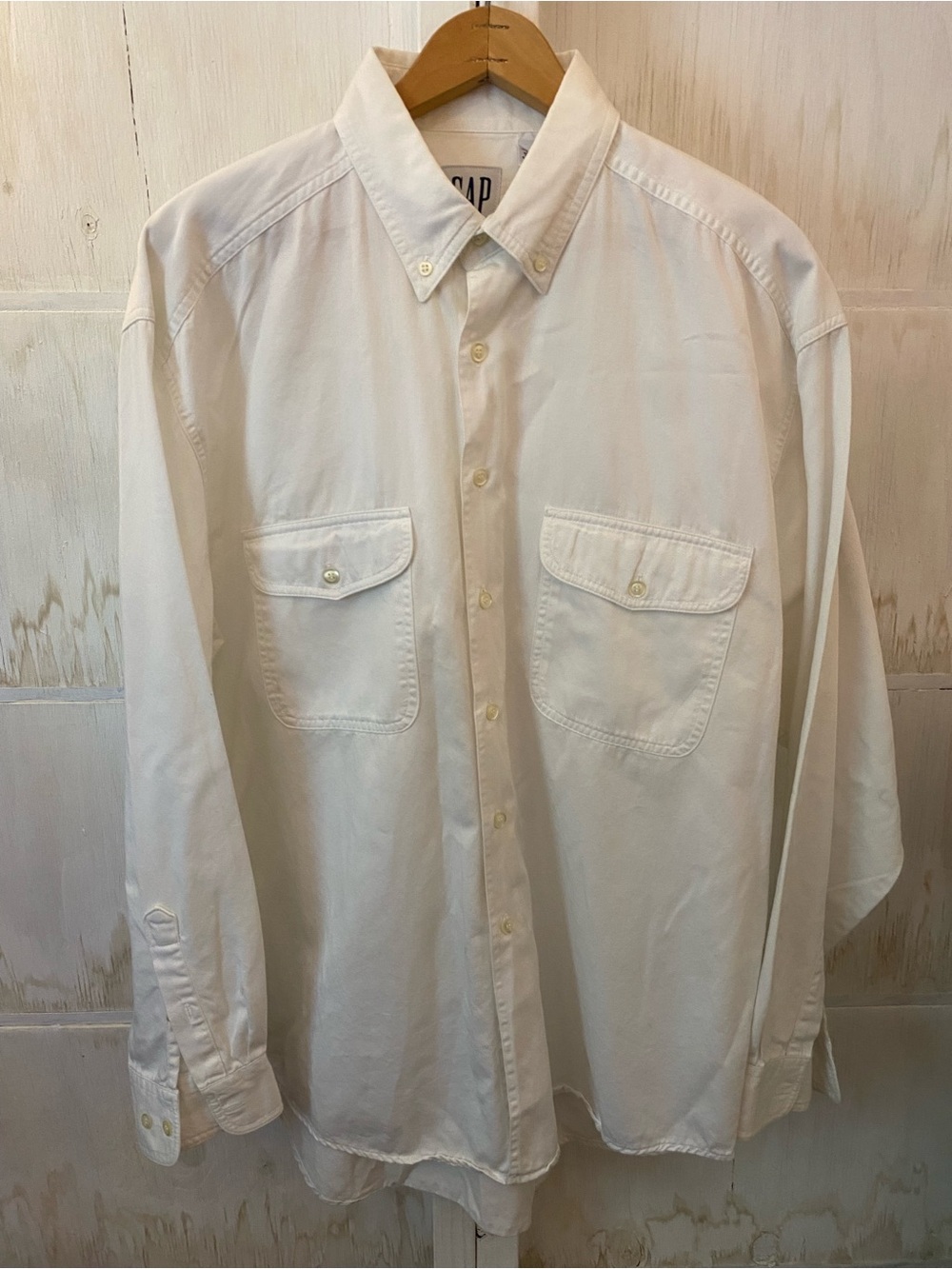 GAP Vintage Men's White Button-Down Workwear Shirt with Chest Pockets
